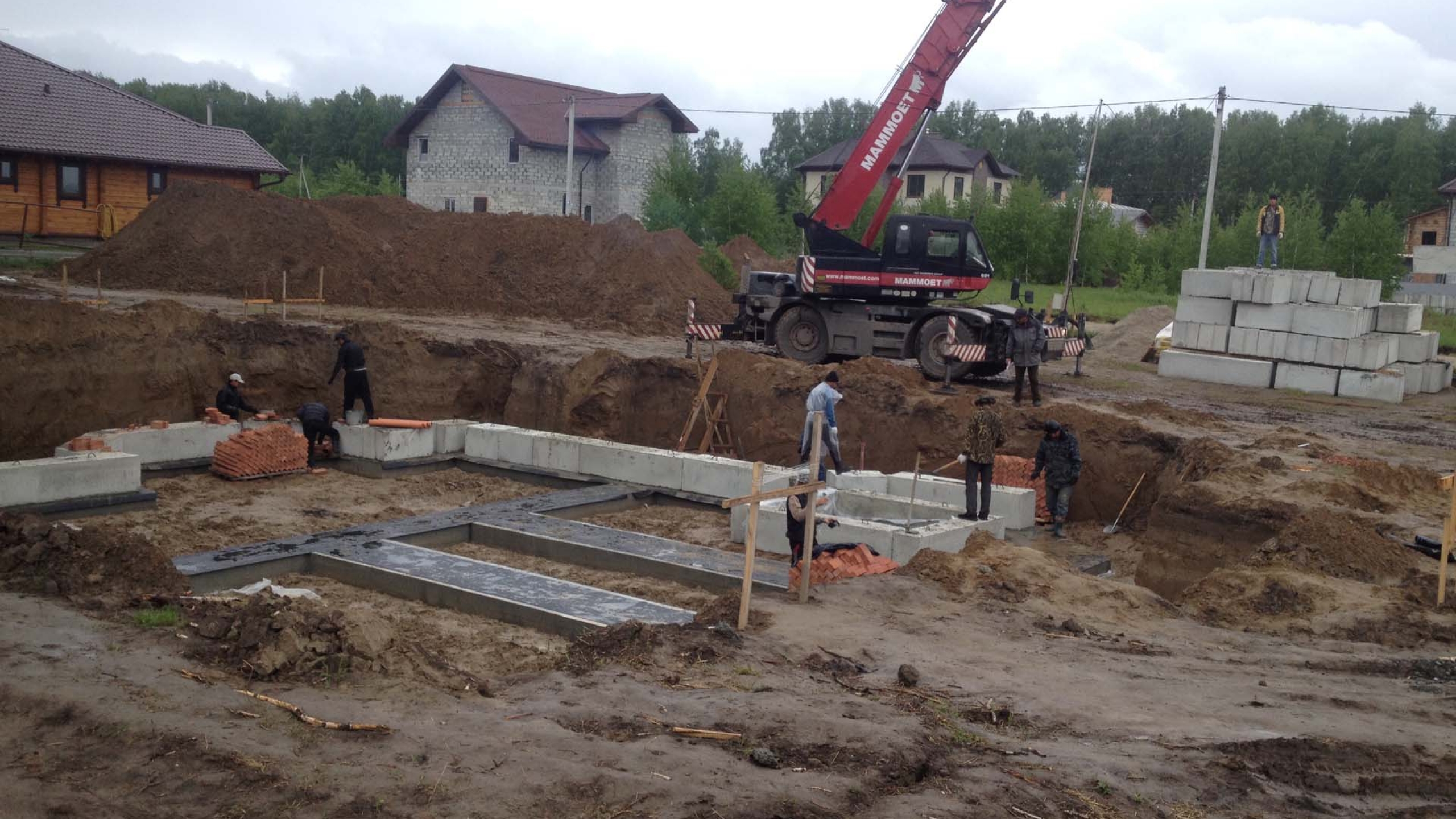 Строительство фундамента для коттеджа в Новосибирске