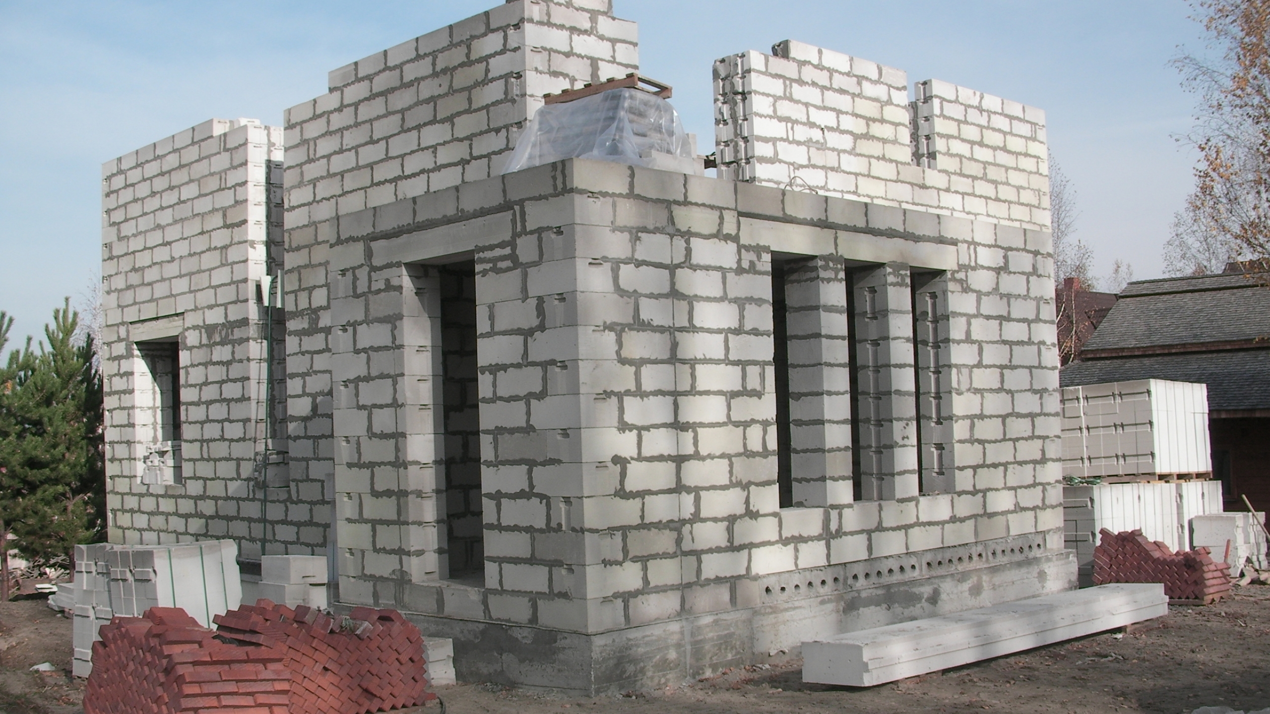 Строительство стен в Новосибирске
